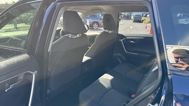 Toyota RAV4 2.5 VVT-i Hybrid Design 5dr CVT 2WD Hybrid Estate